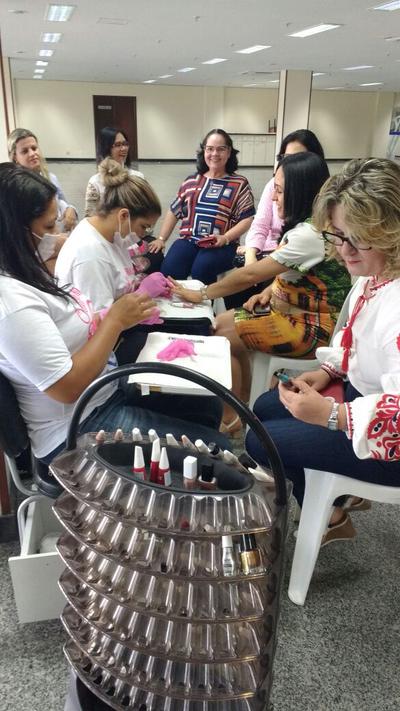 Imagem: Esmaltação de unhas como brinde