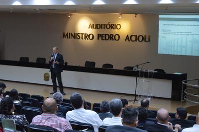 Curso de Combate à Corrupção e à Lavagem de Dinheiro Imagem: Curso de Combate à Corrupção e à Lavagem de Dinheiro