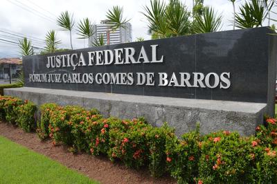 Imagem: Fachada do edifício-sede da Justiça Federal em Alagoas