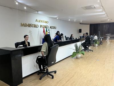 Avaliação oral aconteceu no auditório do edifício-sede da JFAL Imagem: Avaliação oral aconteceu no auditório do edifício-sede da JFAL