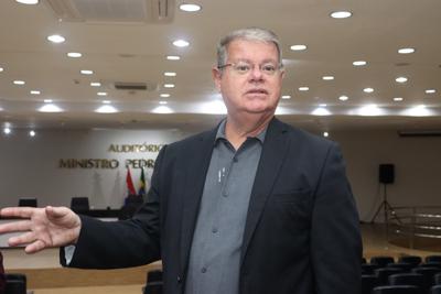 Para juiz federal decano da JFAL, Sérgio José Wanderley de Mendonça, a oportunidade de prestar uma prova seletiva prepara o estudante para novas etapas Imagem: Para juiz federal decano da JFAL, Sérgio José Wanderley de Mendonça, a oportunidade de prestar uma prova seletiva prepara o estudante para novas etapas