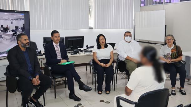 Imagem: Membros da comissão entrevistaram os candidatos autodeclarados negros ou pardos