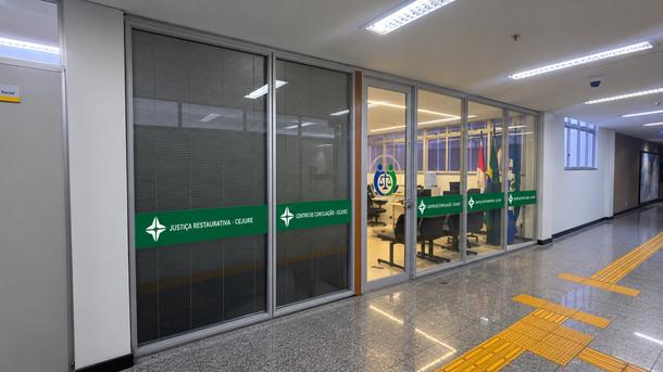 Imagem: Trabalho do Cejusc promove audiências e possibilita soluções negociadas, com o auxílio de um conciliador